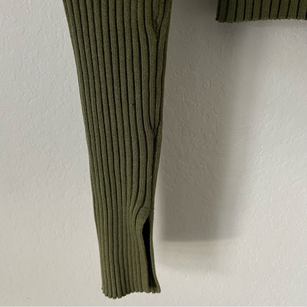 H&M Rib-Knit Boat-Neck Top - Picture 5 of 5